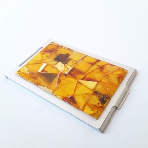 Handgjord fickspegel i bärnstensmosaik: Kompakt sminkspegel för resor