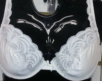 Maximum Push up  Bra SATIN/LACE Vintage USA   (removable pads) Runs small