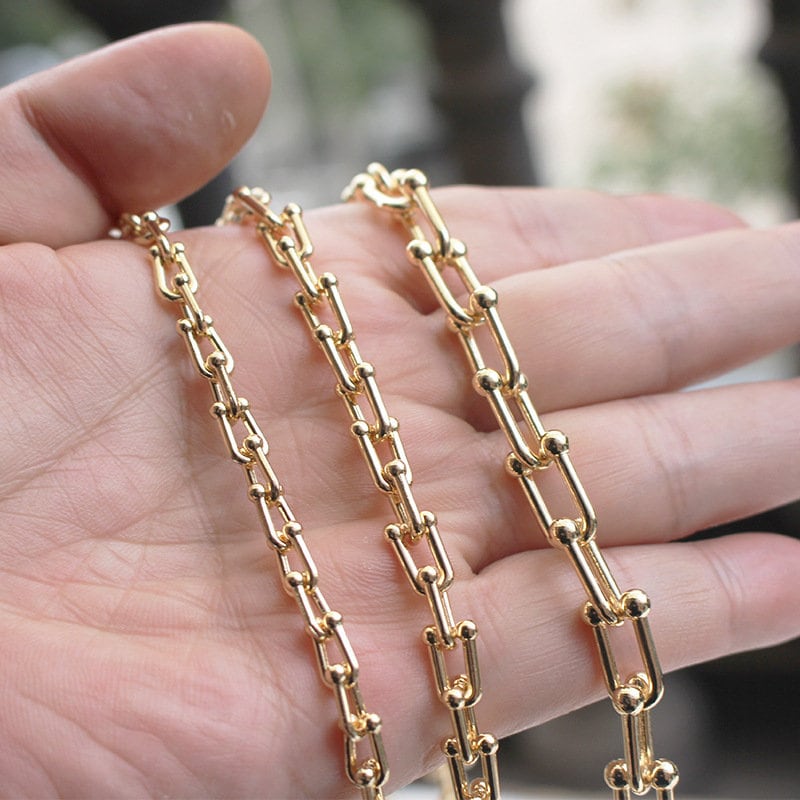 U 2024 link necklace