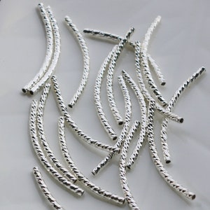 50 Stück Silber Strukturierte Gebogen Armband Tube, Bar Beads, Spacers