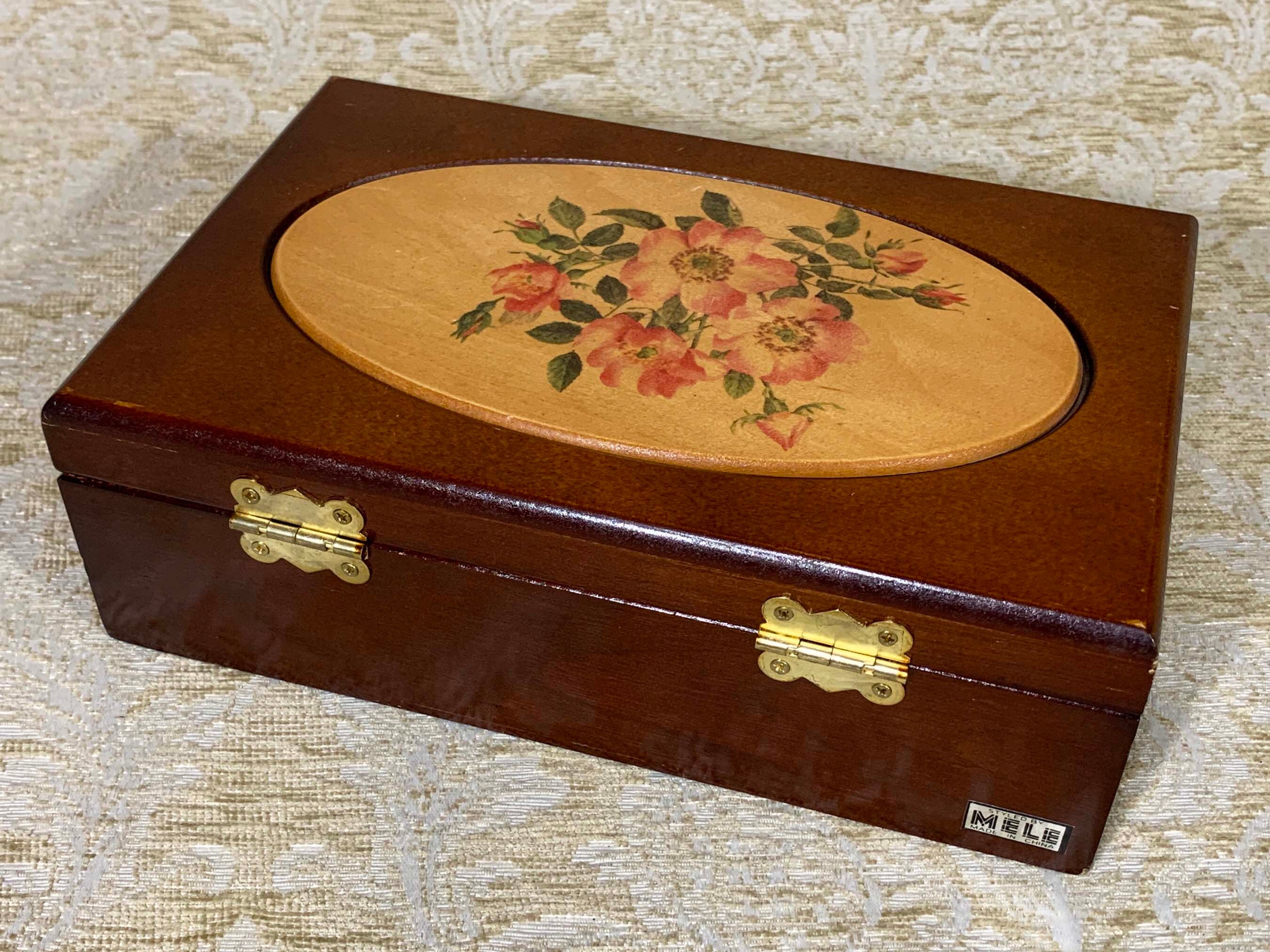 Vintage MELE Jewelry Box With Coordinated Costume Jewelry - Etsy