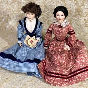 Set of Two Franklin Mint Heirloom Victorian Dolls