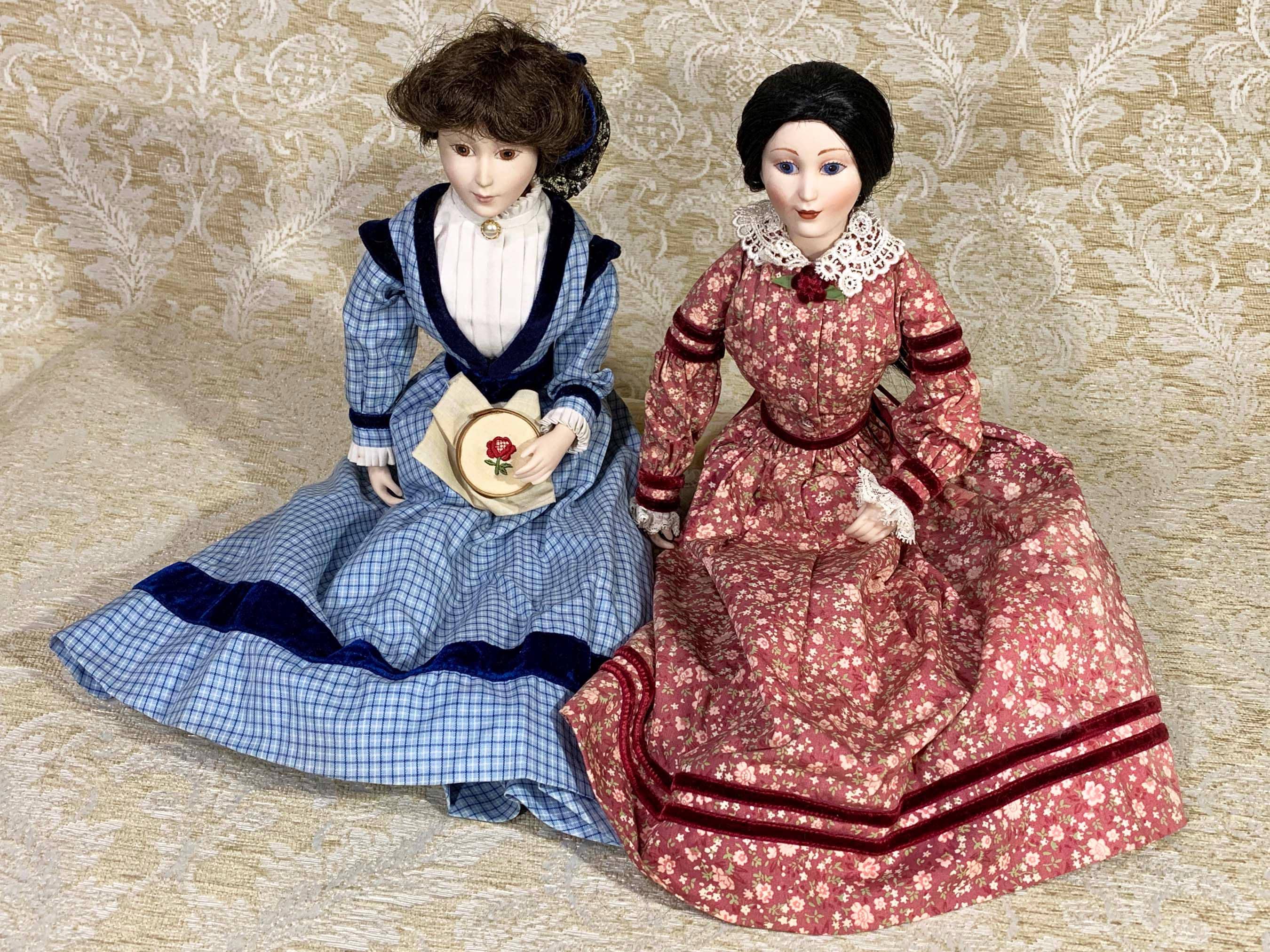 Set of Two Franklin Mint Heirloom Victorian Dolls