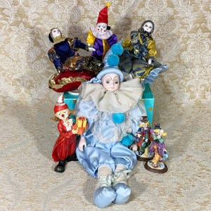 A Collection of 7 Clowns