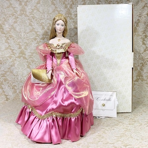 Beautiful &quot;Cinderella&quot; Franklin Mint Heirloom Porcelain Doll
