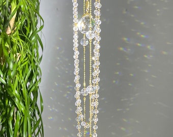 Kristall Suncatcher Kronleuchter: Goldener Lichtfänger Fensterschmuck