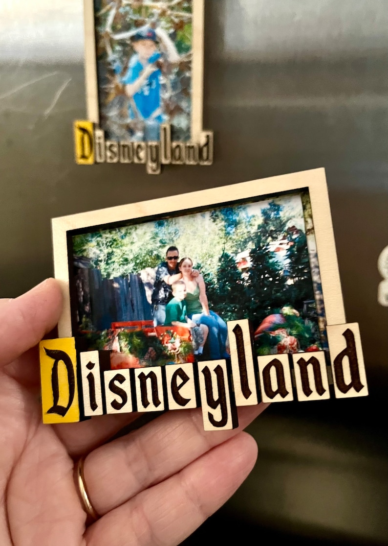 Disneyland Sign Photo Frame Magnet image 6