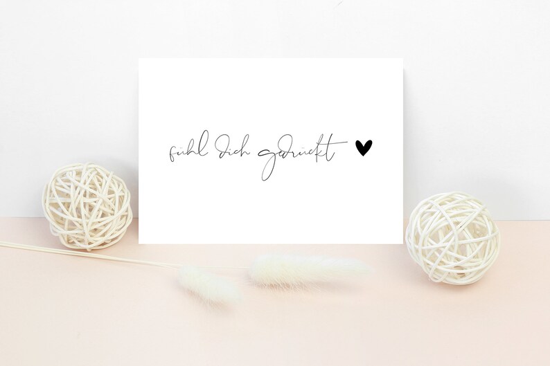 Cartolina "sentirsi premuti" dal cuore - in formato DIN A6 | bianco/grigio | Biglietto di auguri, cancelleria immagine 2