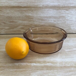 Vintage Corning | 1 pint round casserole | Amber Glass