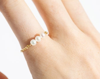 Solid gold pearl ring - Freshwater pearls ring - Bridesmaid ring - Custom size ring - 10k14k solid gold ring- Gift for her natural materials