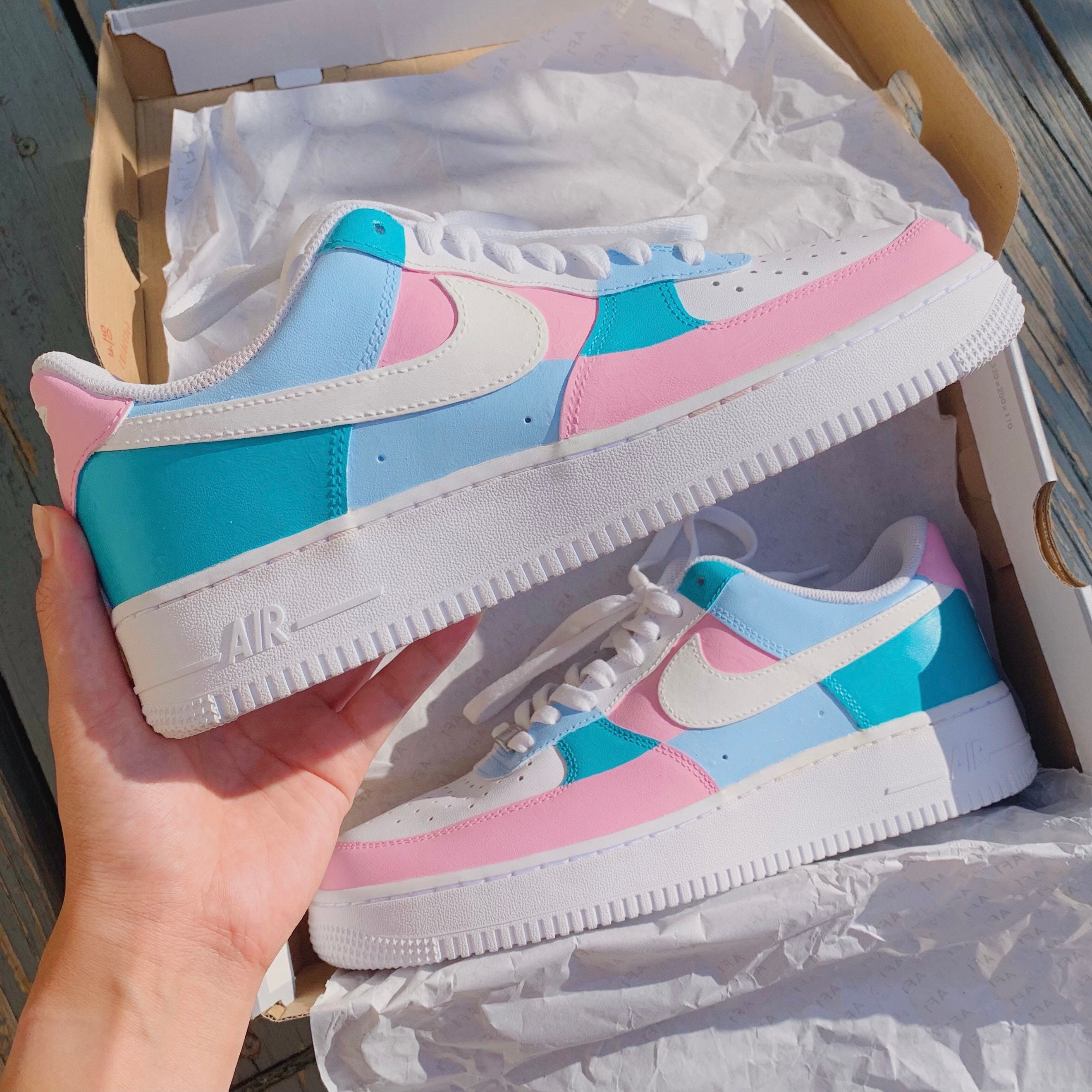 Nike Air Force 1 – Pink and White Playboy Print Custom – CrepPlug