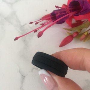 Spanish wedding outlet ring finger
