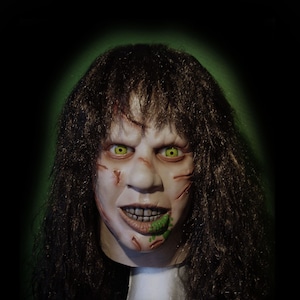 Die Exorzist-Latexmaske, Regan Macneil-Maske, Horrorfilm, Dämon besessen, Halloween, Cosplay