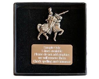 Knight in Shining Armour /& Horse Handmade Pewter Lapel Pin Badge