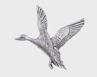 Pin de solapa de peltre con diseño de pato ánade real y caja personalizada gratuita.