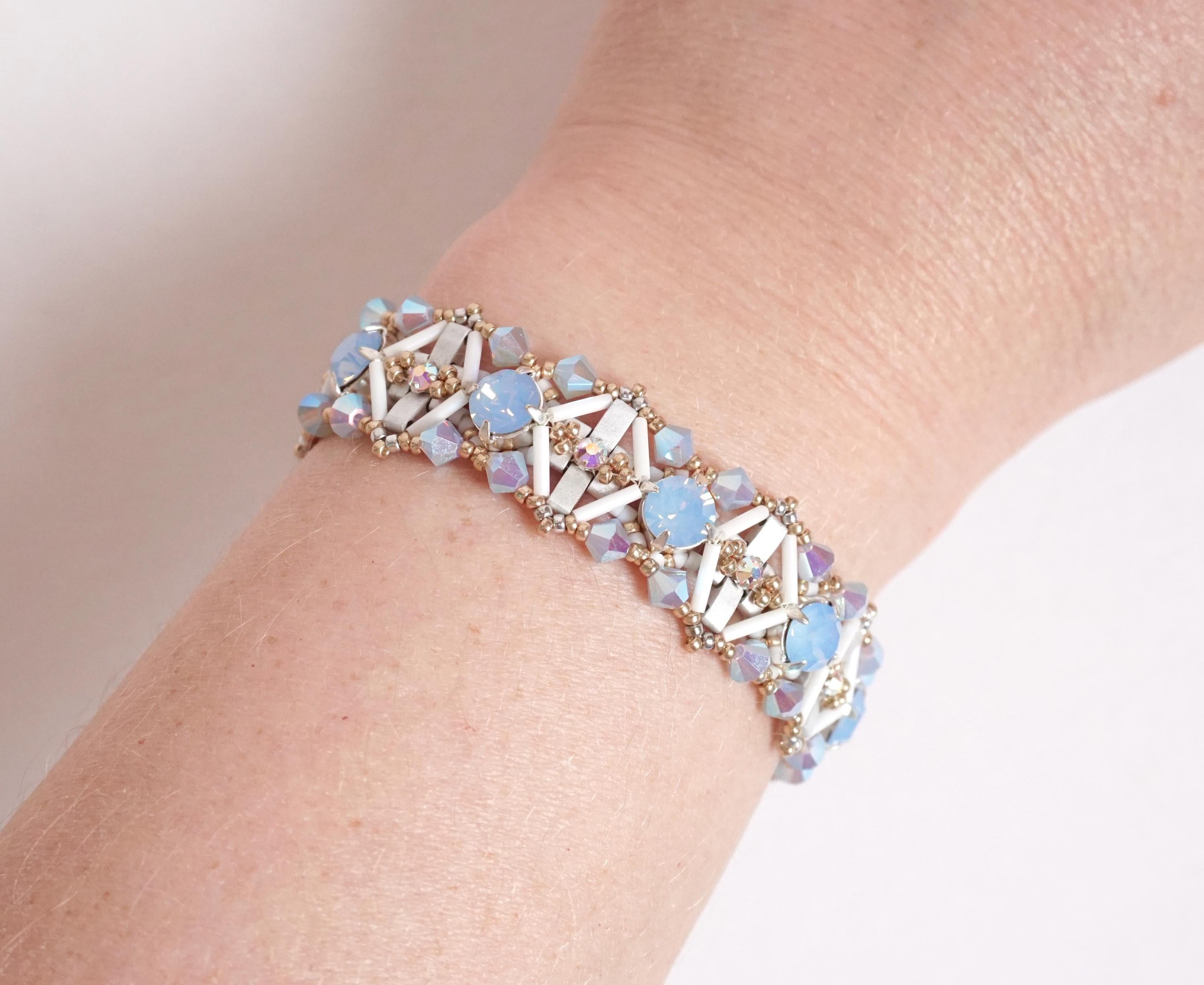 2-in-1 Bracelet Tutorial, Brooch Tutorial, Aurora Bracelet Tutorial ...