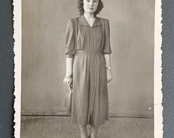 Sukienka damska, torebka, kapelusz, moda, lata 50., zdjęcie vintage