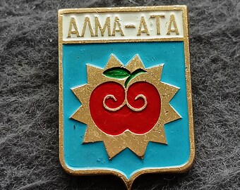 Alma-Ata Apples Almaty City Kazakhstan Vintage Pin USSR
