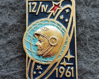 Yuri Gagarin First Cosmonaut Space 1961s Vintage Pin USSR