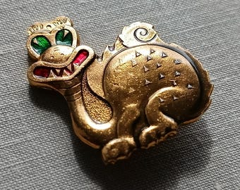 Vintage Badge Dragon Pin Icon USSR