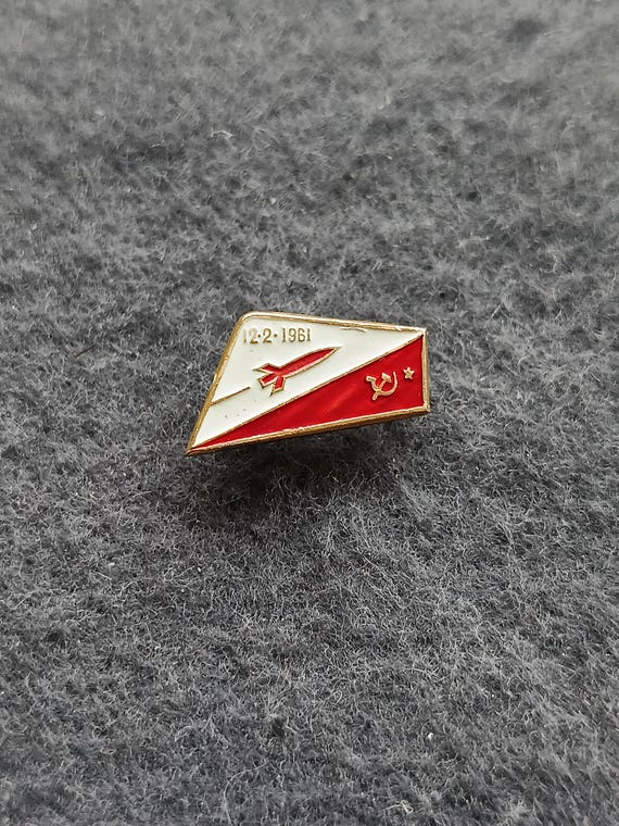 First Human Space Flight Rocket Yuri Gagarin Firs… - image 2