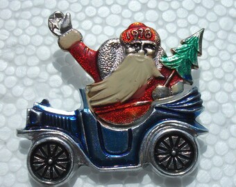 Santa Clause in Car Christmas tree 1978s New Year ! Christmas Badge Pin Icon USSR
