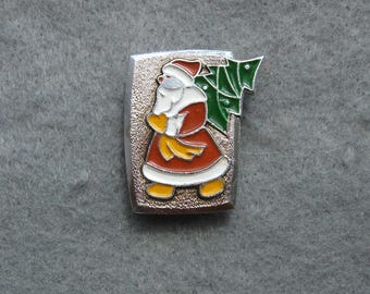 Santa Clause Christmas tree New Year ! Christmas Badge Pin Icon USSR