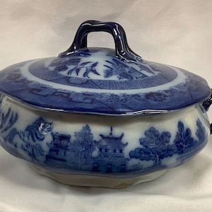Royal Doulton flow blue vegetable tureen
