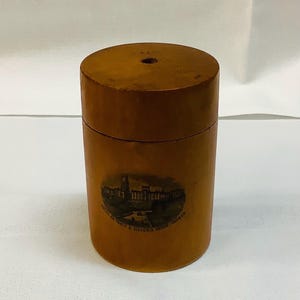 Mauchlin Ware string holder
