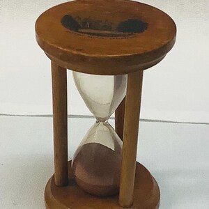 Mauchline Ware egg timer “Danbury Palace Chelmsford”