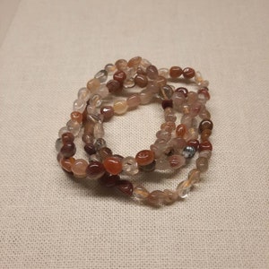 Red quartz 8mm tumbled gemstone stretch bracelet, western inspired jewelry, rustic design, cowgirl bracelet, rodeo, howdy, fall autumn