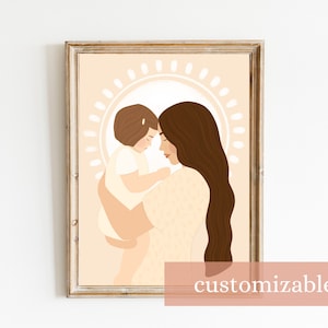 Op de afbeelding: Een ingelijste kunstdruk met een moeder en kind in een tedere omhelzing. De illustratie heeft een warm kleurenpalet met een lichtperzikkleurige achtergrond en een zonnesterontwerp. De tekst "customizable!" staat onderaan.