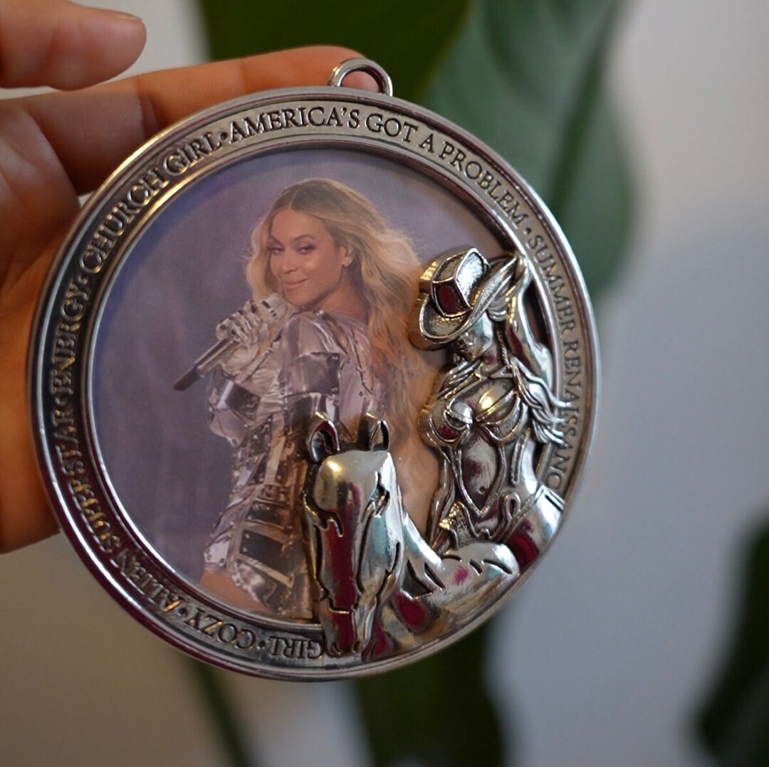 Renaissance Tour Beyoncé Photo Frame Merch - Etsy