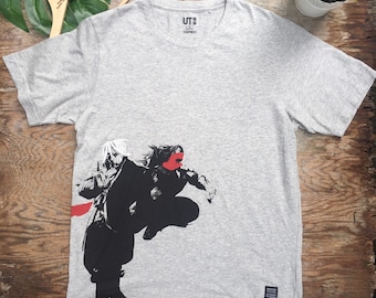 uniqlo anime shirts