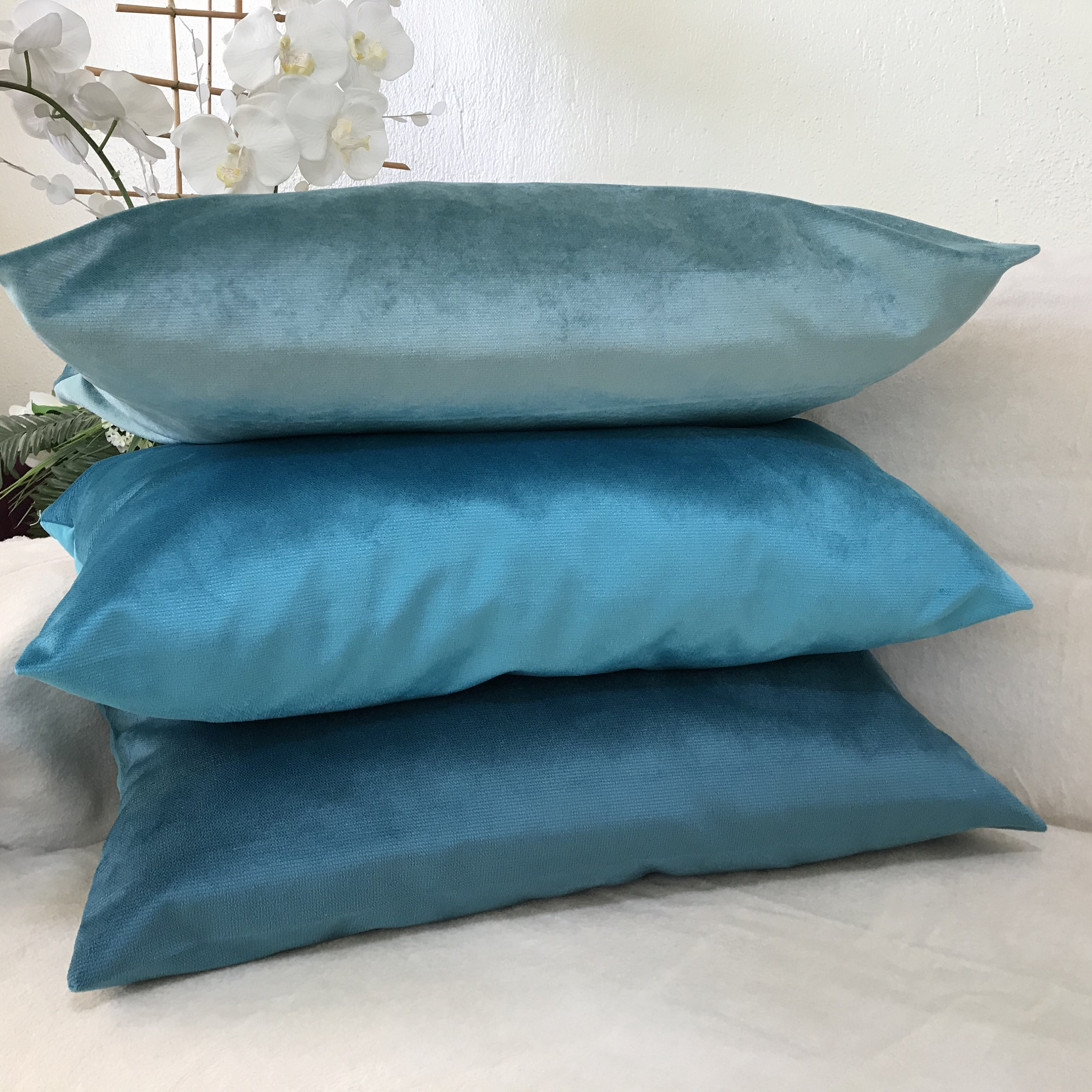 Blue Velvet Throw Pillow Cover, Luxury Blue Velvet Decorative Cushion