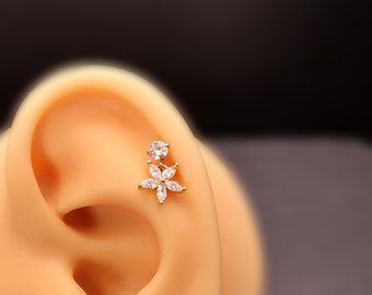 Flower with Diamond 18k Gold Platinum Lobe Helix Earring Minimalist Stainless Steel Silver for Tragus Cartilage Helix Dainty Clear Zirconia