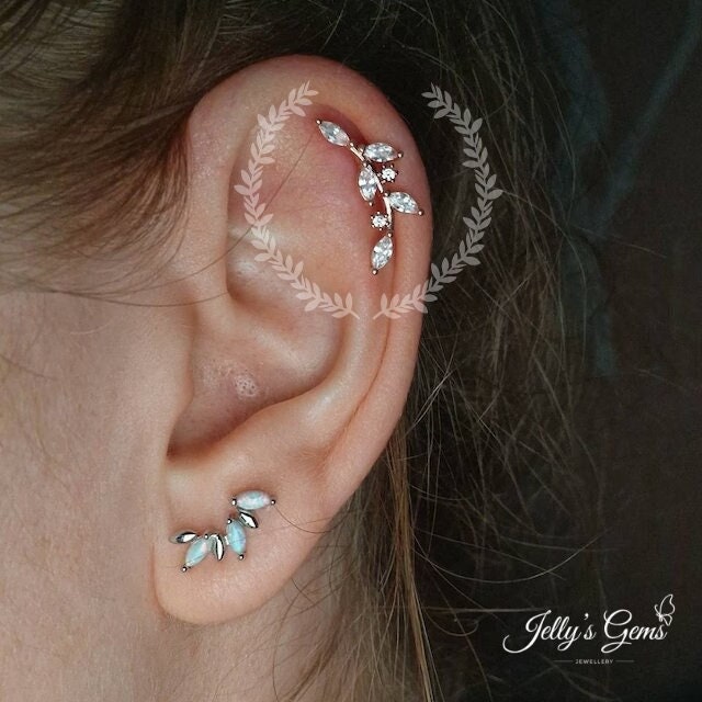 Five Stone Curved Sterling Silver SCREW Flat Back Helix Earring, Cartilage  Earring, Conch Piercing, Cartilage Piercing, Lobe Piercing 