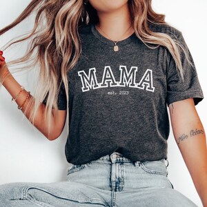 Personalized Mama Shirt, gift for her, Mama est. tshirt, Mom shirt, mother&#39;s day gift, Baby show gift, mama shirt, mama est. shirt, new mom