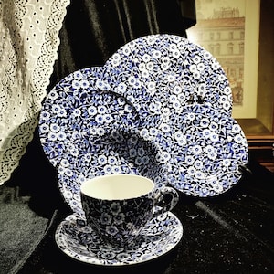 Blue Calico 6 piece dinner set