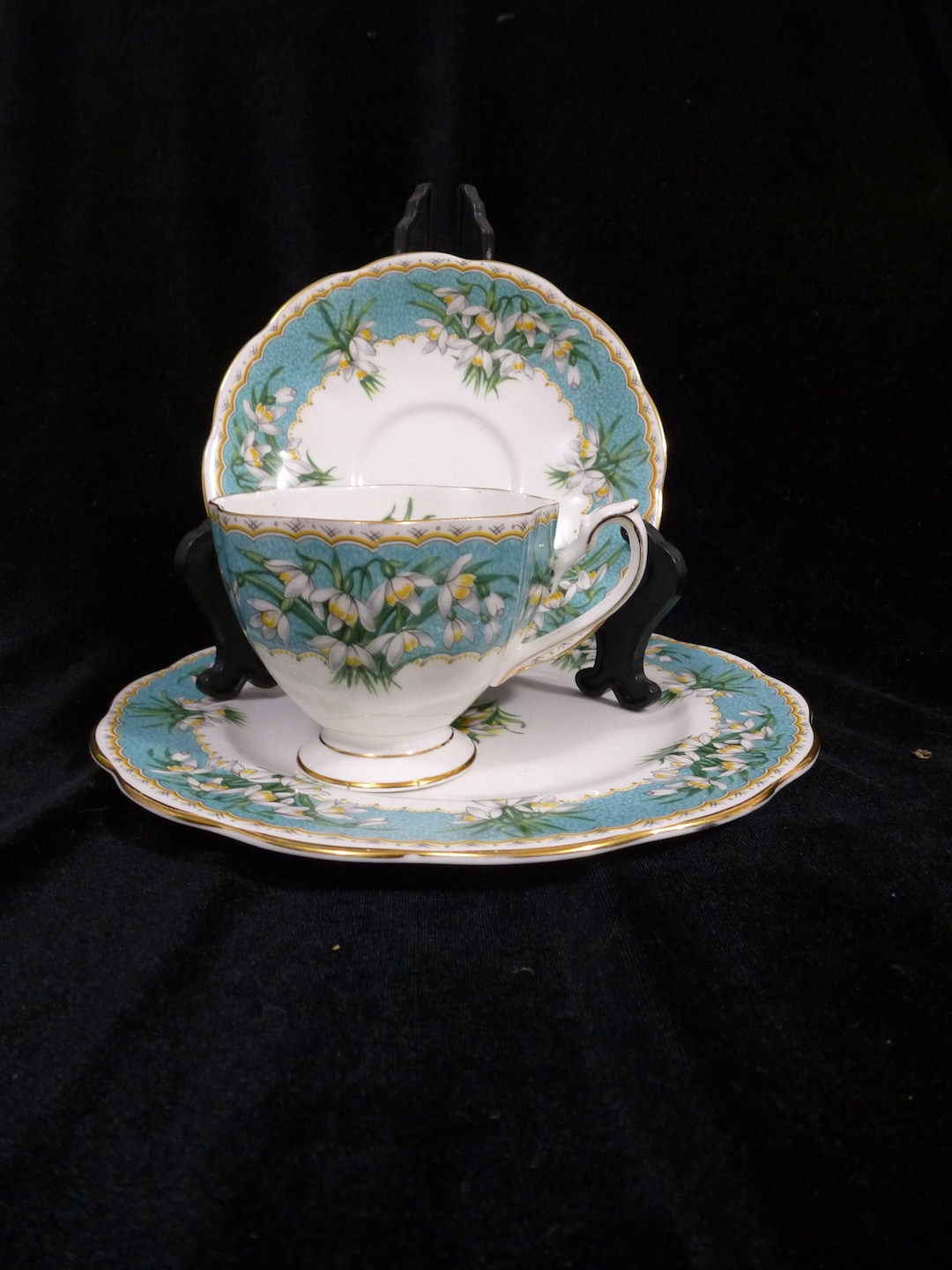 Vintage Queen Anne English Bone China Trio Set Marilyn Snowdrop Flower