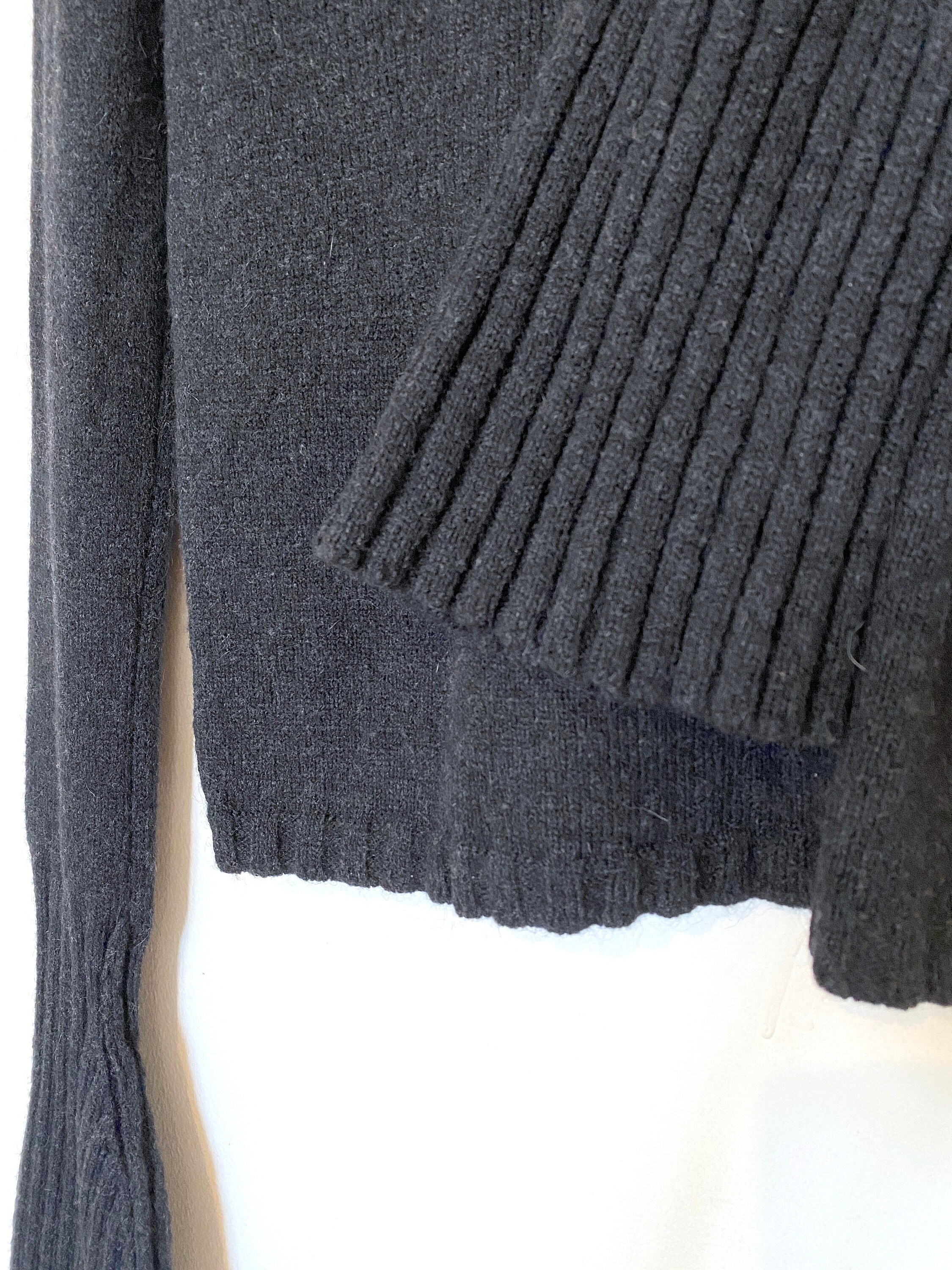 Vintage Ann Demeulemeester Super Long Sleeves Turtle Neck Sweater