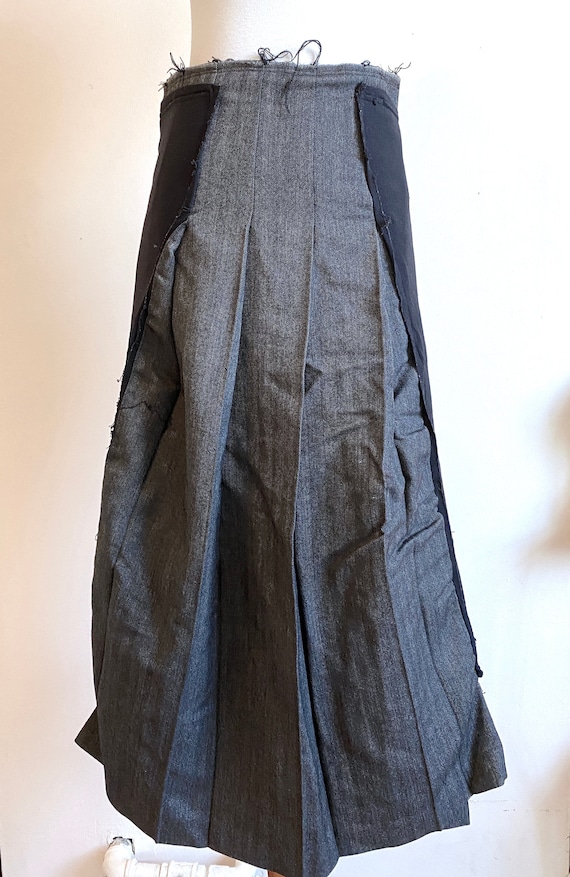 Comme des Garcons 2 layered Wool Gray Pleated Skir