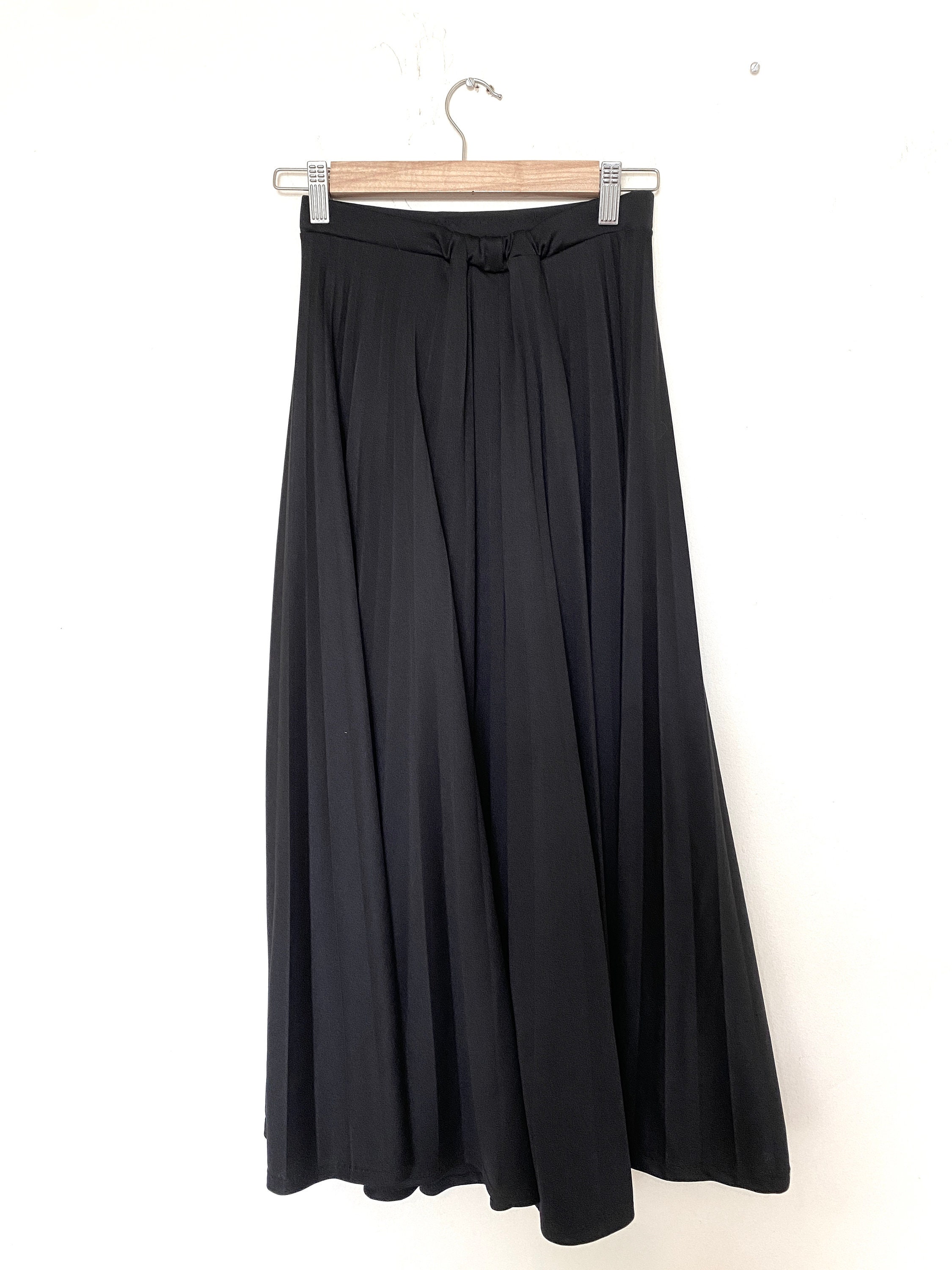スカート 00s Used \"Black Pleated Long Skirt\" Amazon.com: VorrA Women's Long Skirts Solid High Waist