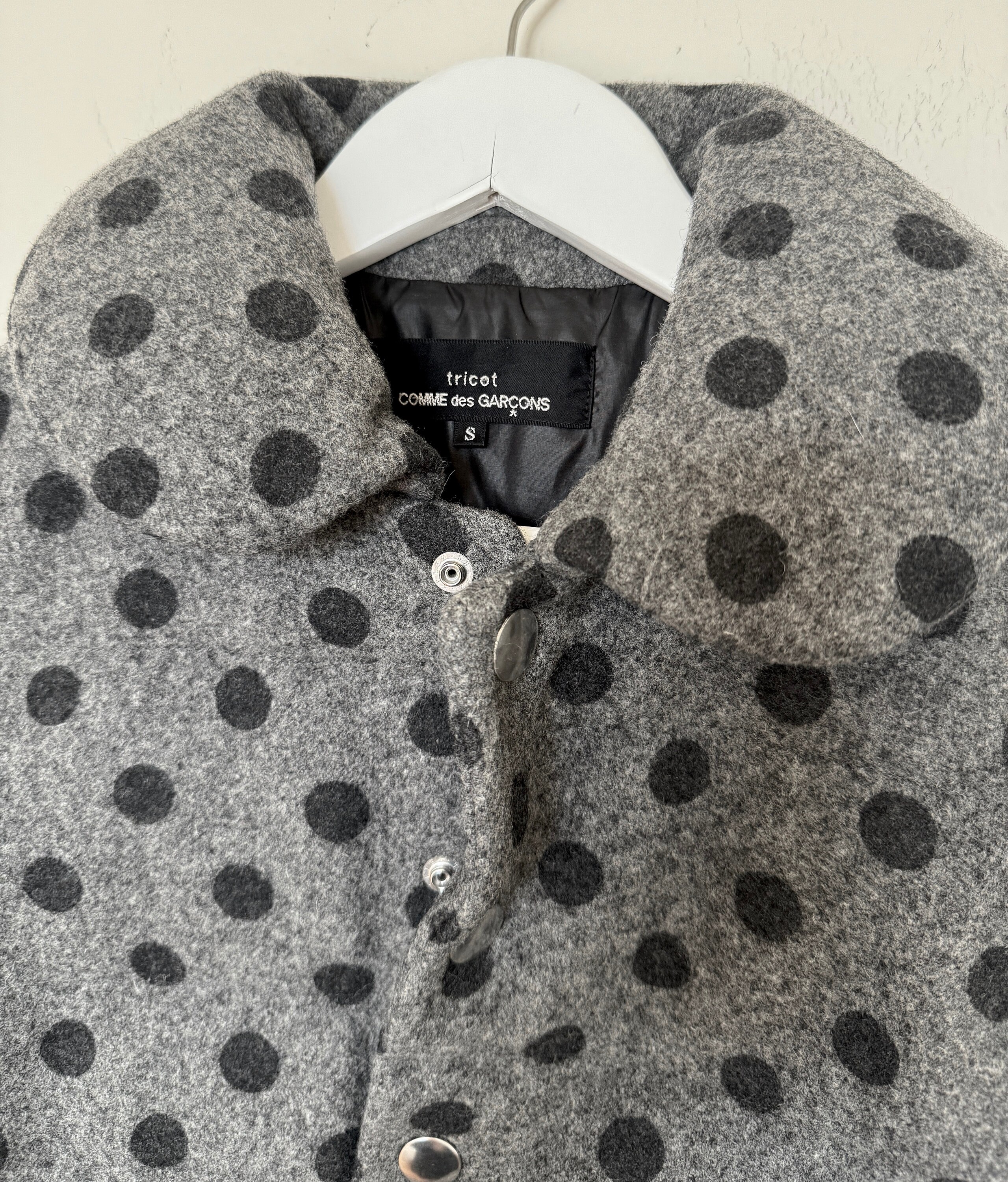 Tricot Comme Des Garçons Wool Grey Dot Lightweight Down Jacket