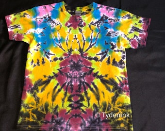 Kids Tie Dye shirt, size Medium.