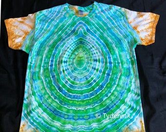 Adult Tie Dye shirt, Size XL.