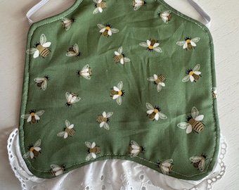 Delantal/Silla de montar para gallinas con volantes