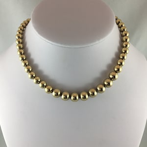 ビクトリア朝の 14k ゴールド グラデーション ビーズ ボール チョーカー ネックレス Carter Gough & Co のサイン入り