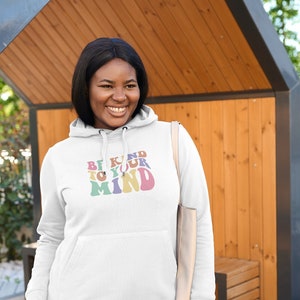 bądź miły dla swojego umysłu bluza z nadrukiem świadomości zdrowia psychicznego unisex dostępne kolory