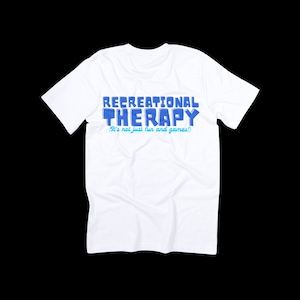 Freizeittherapie T-Shirt: Spaß & Spiele Unisex T-Shirt